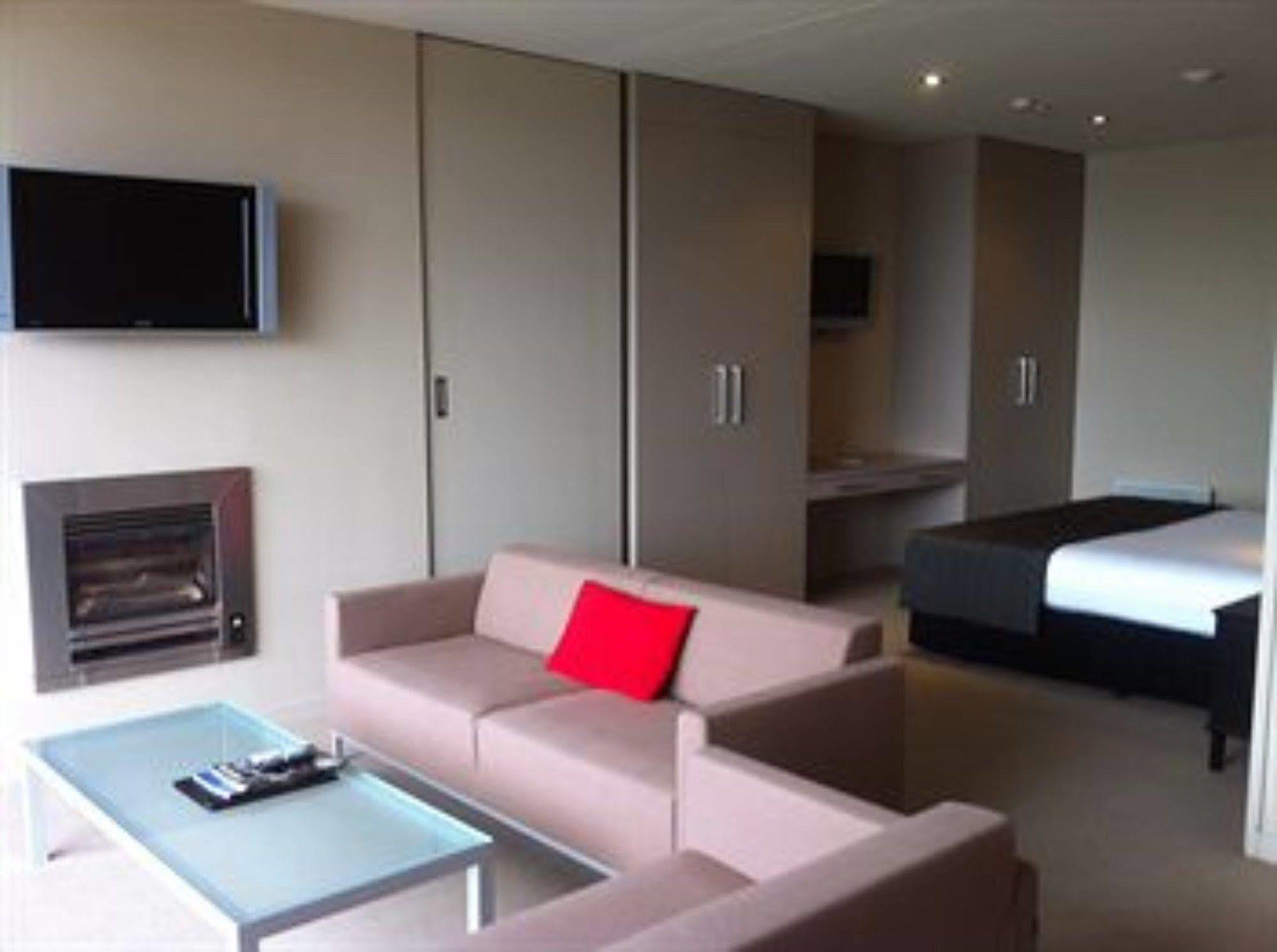 Highview Apartments Queenstown Exterior photo