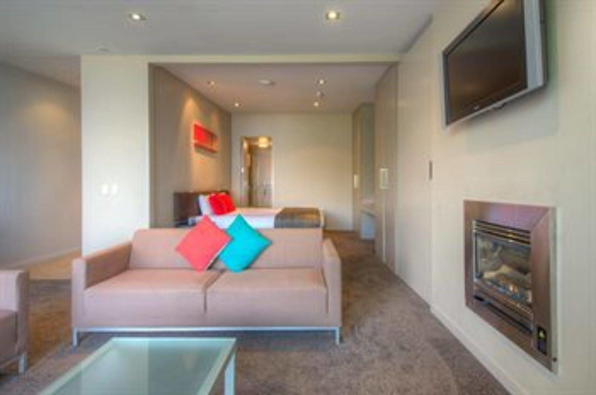 Highview Apartments Queenstown Exterior photo