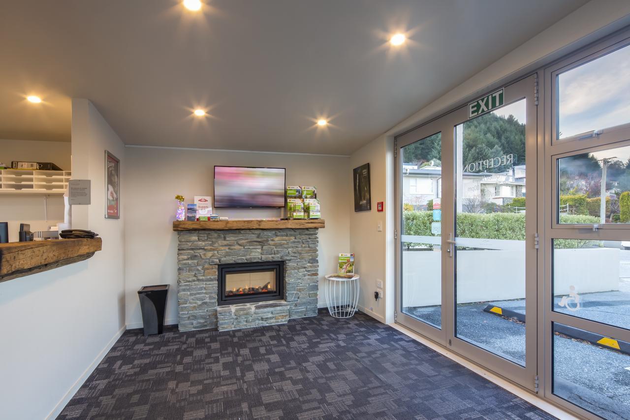 Highview Apartments Queenstown Exterior photo